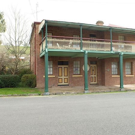 Stoke House Bed & Breakfast Carcoar Екстериор снимка
