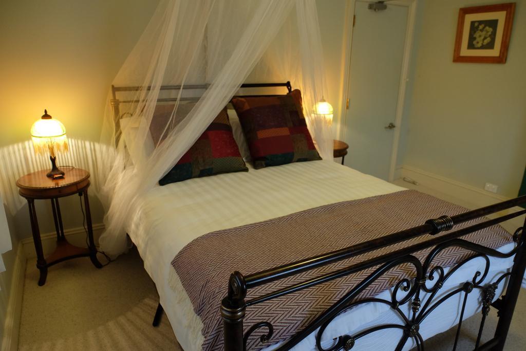 Stoke House Bed & Breakfast Carcoar Екстериор снимка